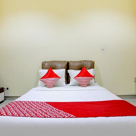 Hotel Oyo 90141 3A Syariah Jakarta Exterior foto