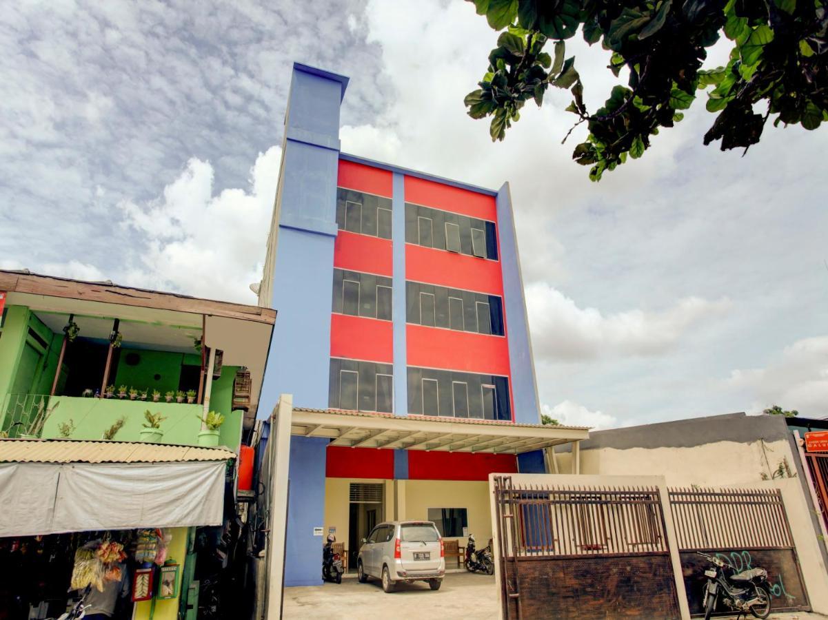 Hotel Oyo 90141 3A Syariah Jakarta Exterior foto