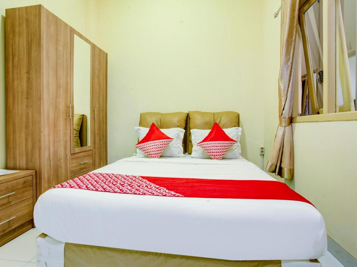 Hotel Oyo 90141 3A Syariah Jakarta Exterior foto