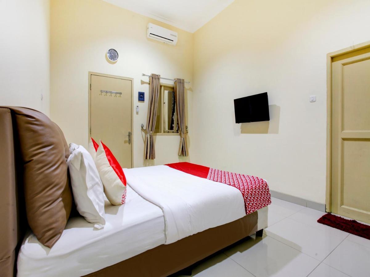 Hotel Oyo 90141 3A Syariah Jakarta Exterior foto